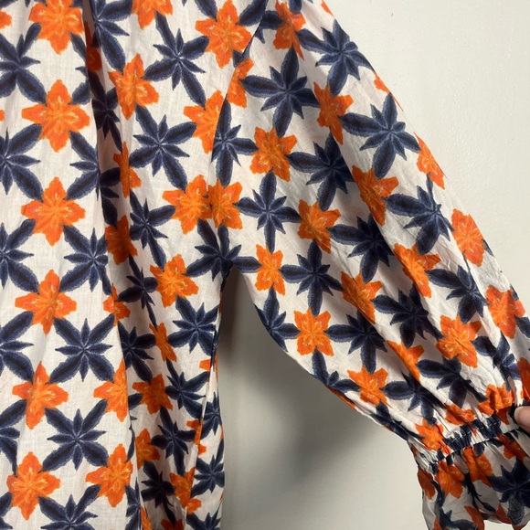 Ro’s Garden Orange and Blue white printed button down blouse size medium - Picture 7 of 8